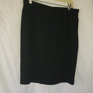 Ladies TALBOTS Slim Above the Knee Skirt in Black w/Back Zipper & Button - 12